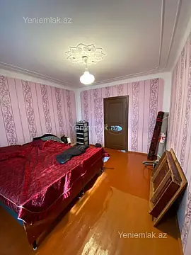 Satılır 4 otaqlı köhnə tikili 90 m²