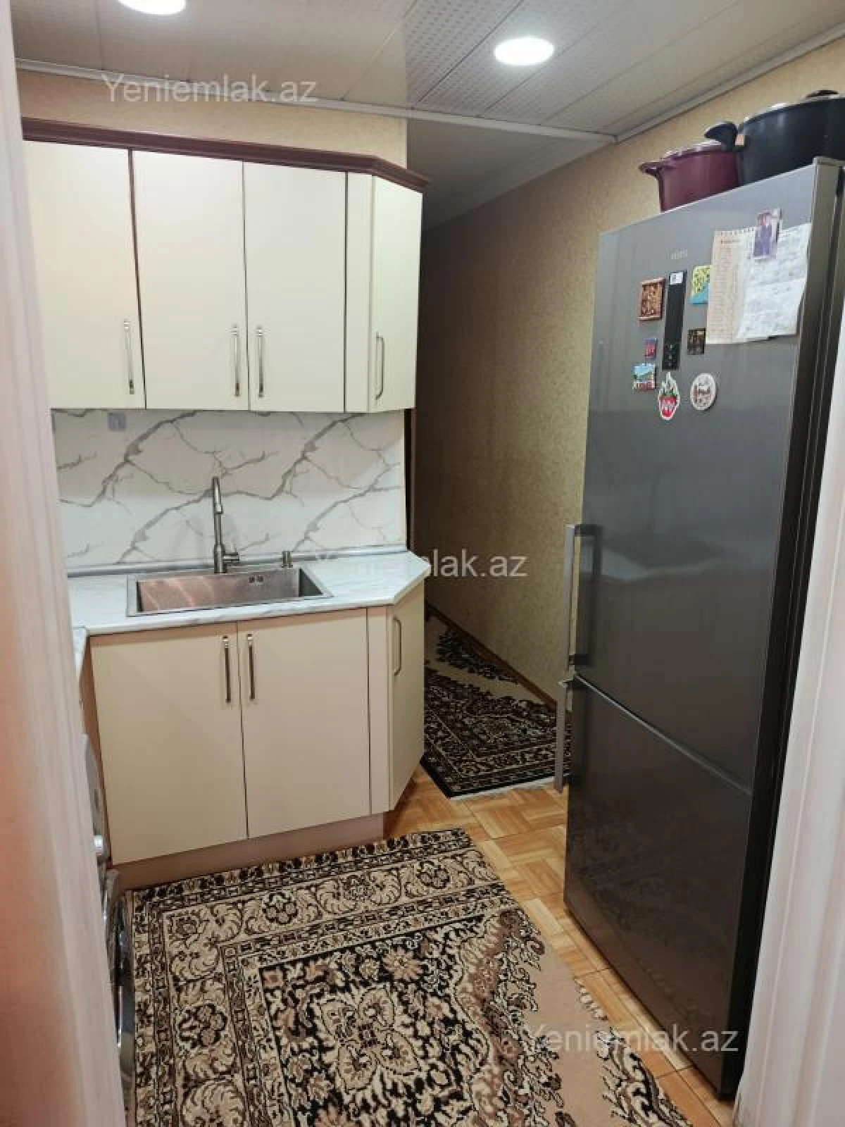 Satılır 3 otaqlı köhnə tikili 75 m²
