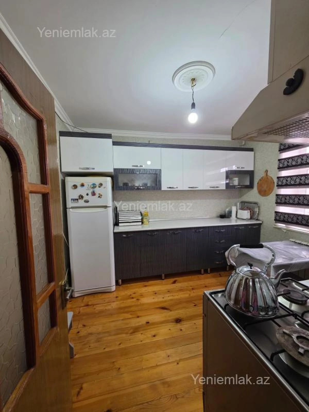 Satılır 3 otaqlı köhnə tikili 88 m²