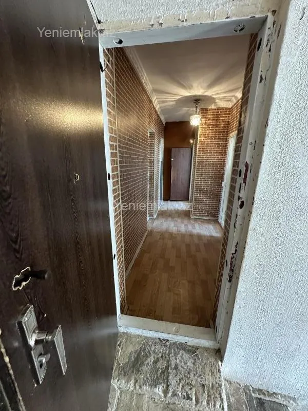 Satılır 3 otaqlı köhnə tikili 70 m²