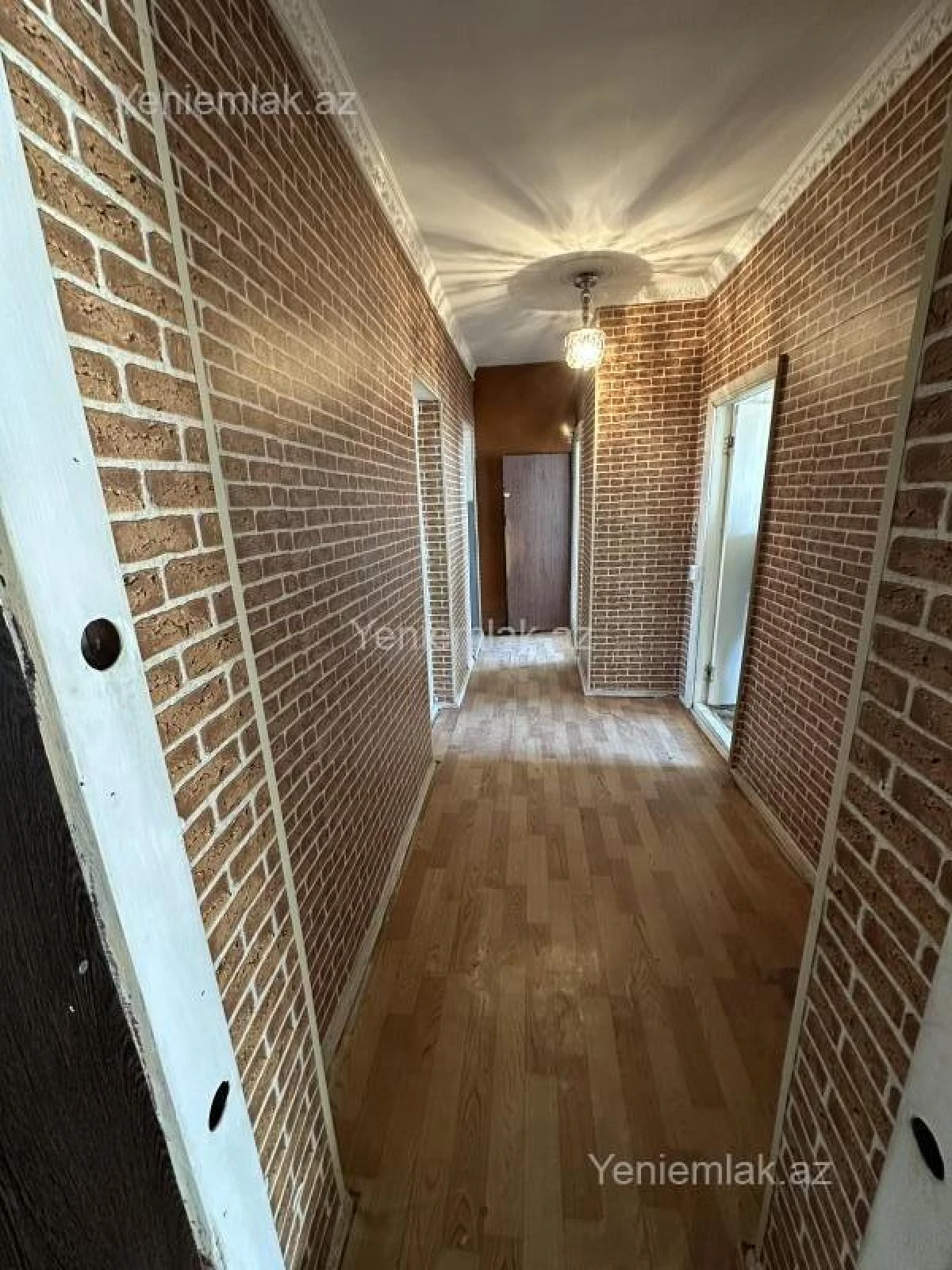 Satılır 3 otaqlı köhnə tikili 70 m²