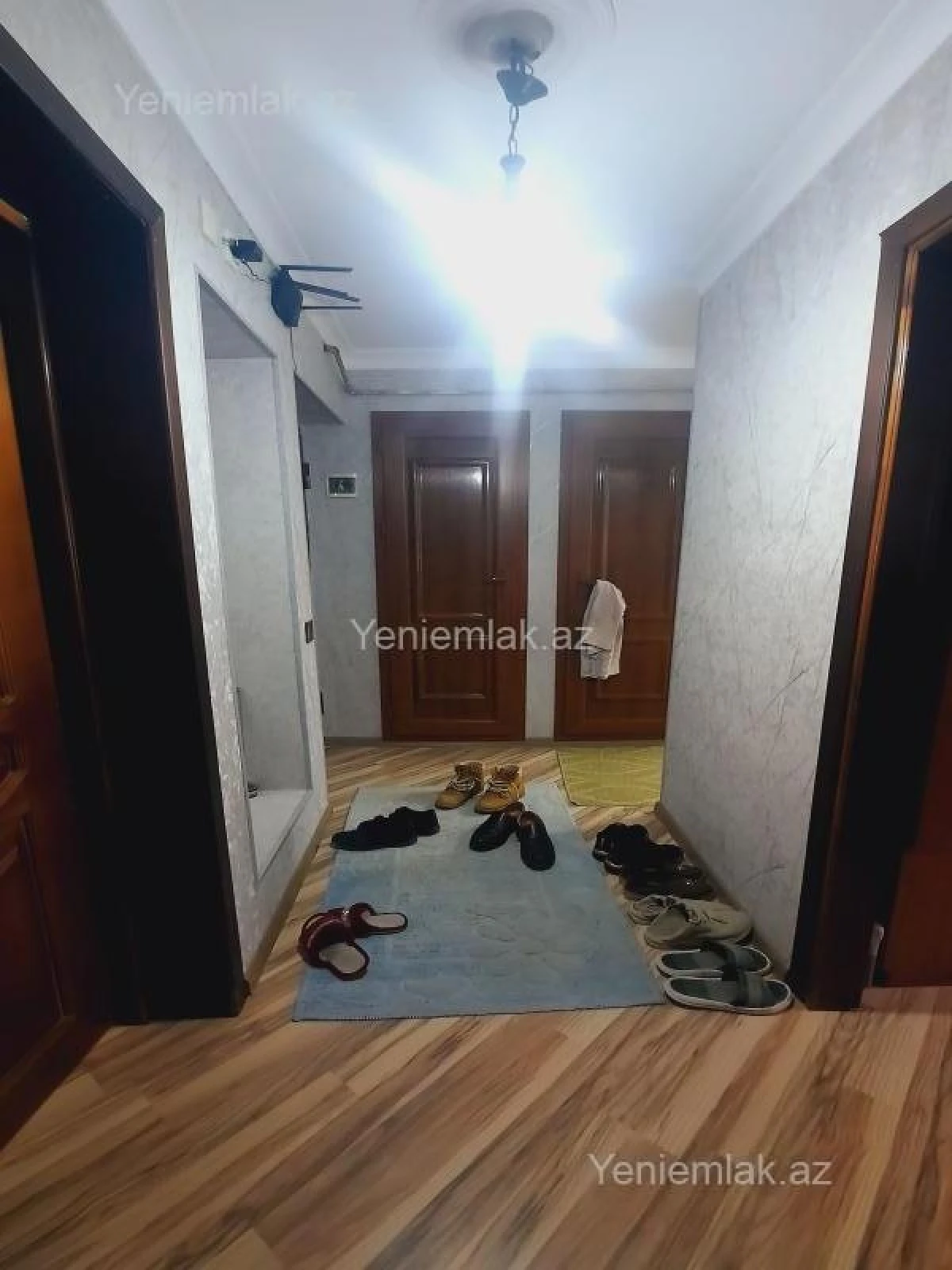 Satılır 4 otaqlı köhnə tikili 85 m²