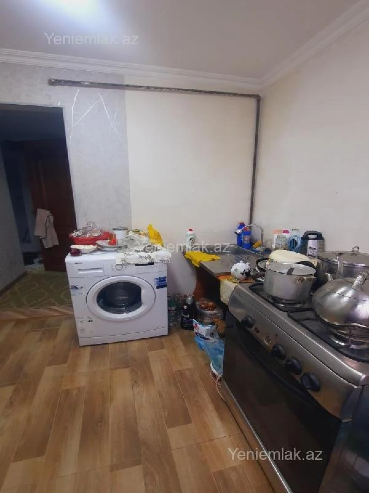 Satılır 4 otaqlı köhnə tikili 85 m²