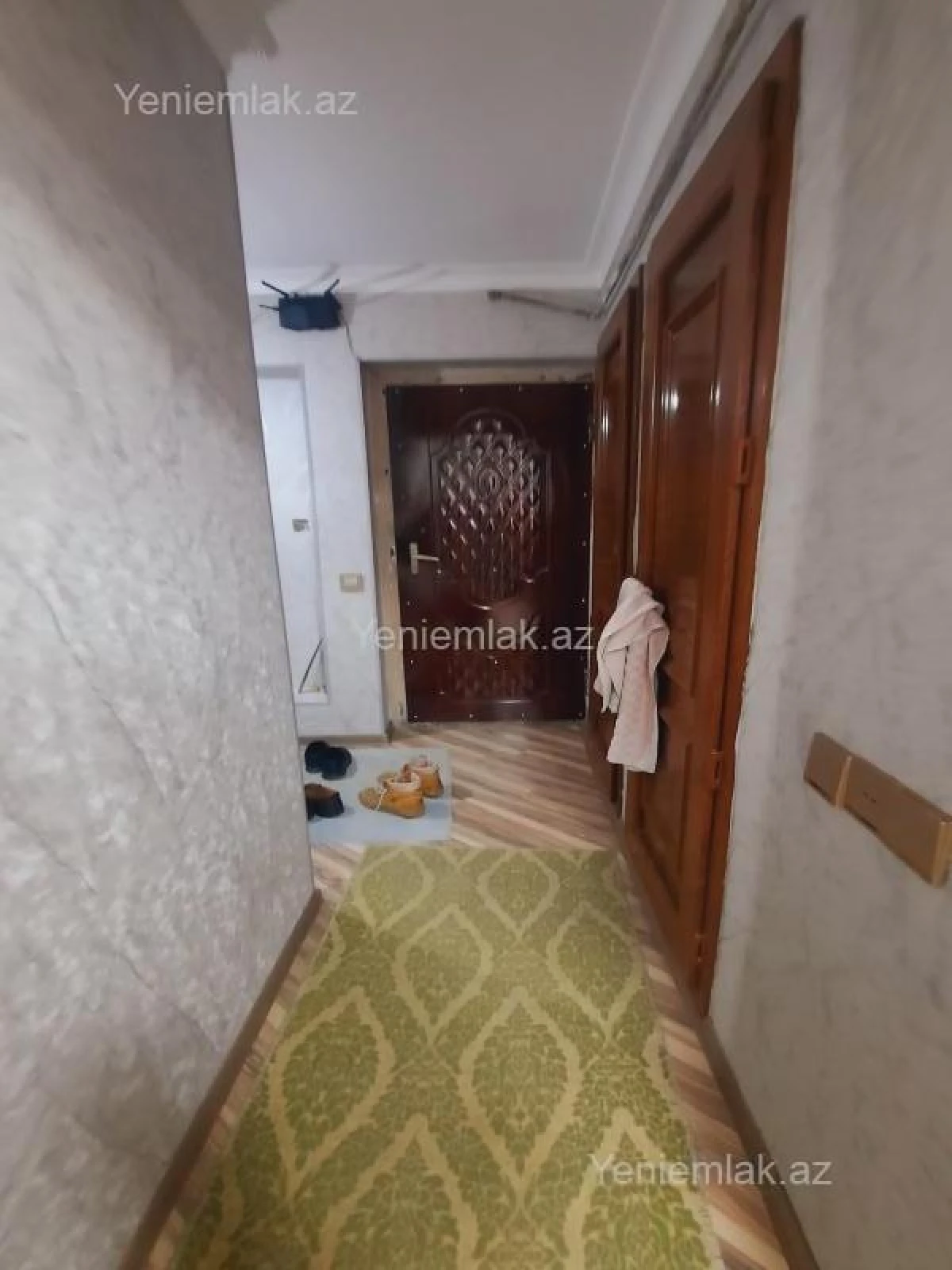 Satılır 4 otaqlı köhnə tikili 85 m²