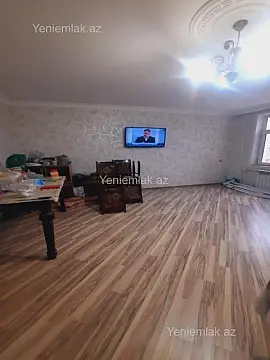 Satılır 4 otaqlı köhnə tikili 85 m²