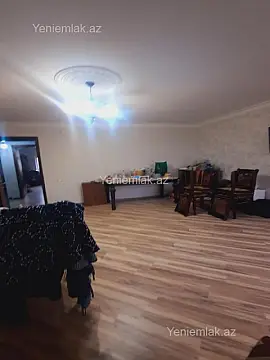 Satılır 4 otaqlı köhnə tikili 85 m²