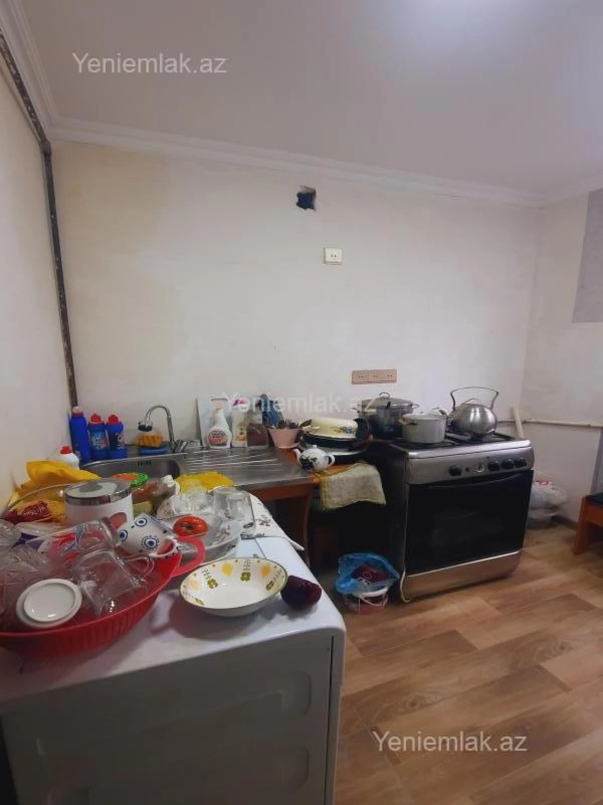 Satılır 4 otaqlı köhnə tikili 85 m²