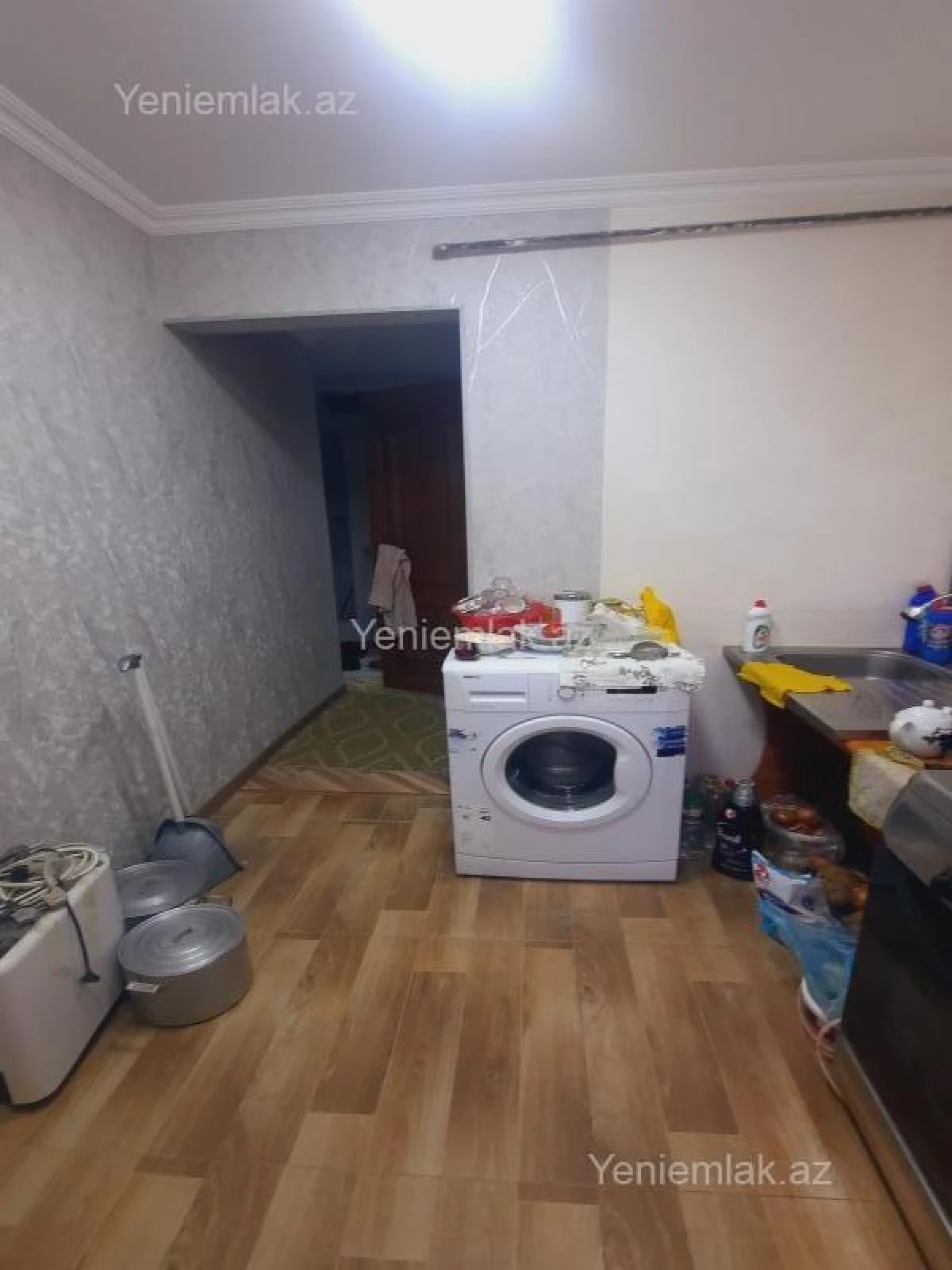 Satılır 4 otaqlı köhnə tikili 85 m²