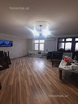 Satılır 4 otaqlı köhnə tikili 85 m²