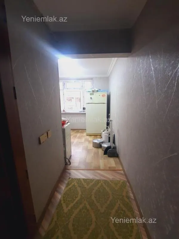 Satılır 4 otaqlı köhnə tikili 85 m²