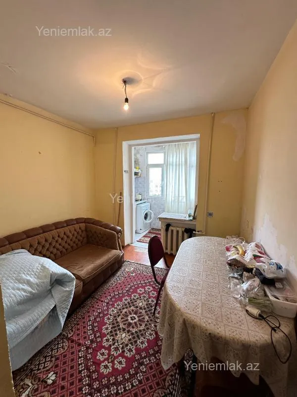 Satılır 1 otaqlı köhnə tikili 49 m²