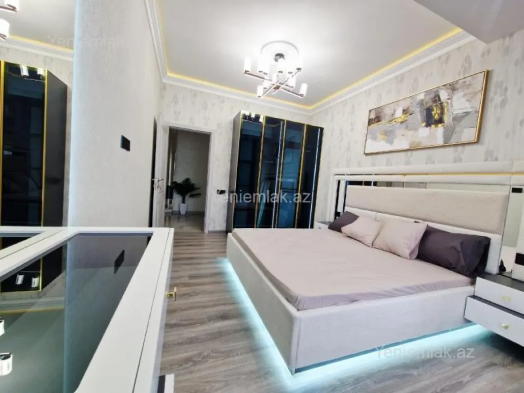 Satılır 2 otaqlı yeni tikili 85 m²