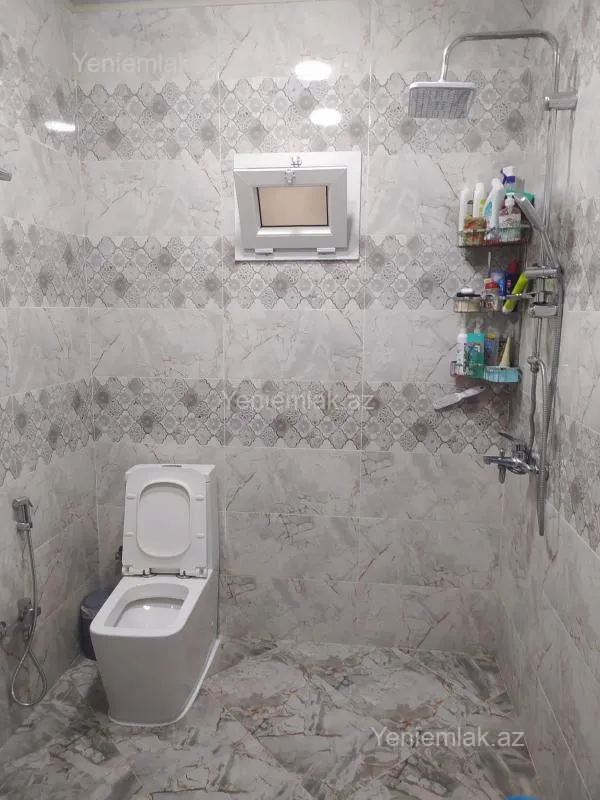 Satılır 4 otaqlı həyət evi 125 m²