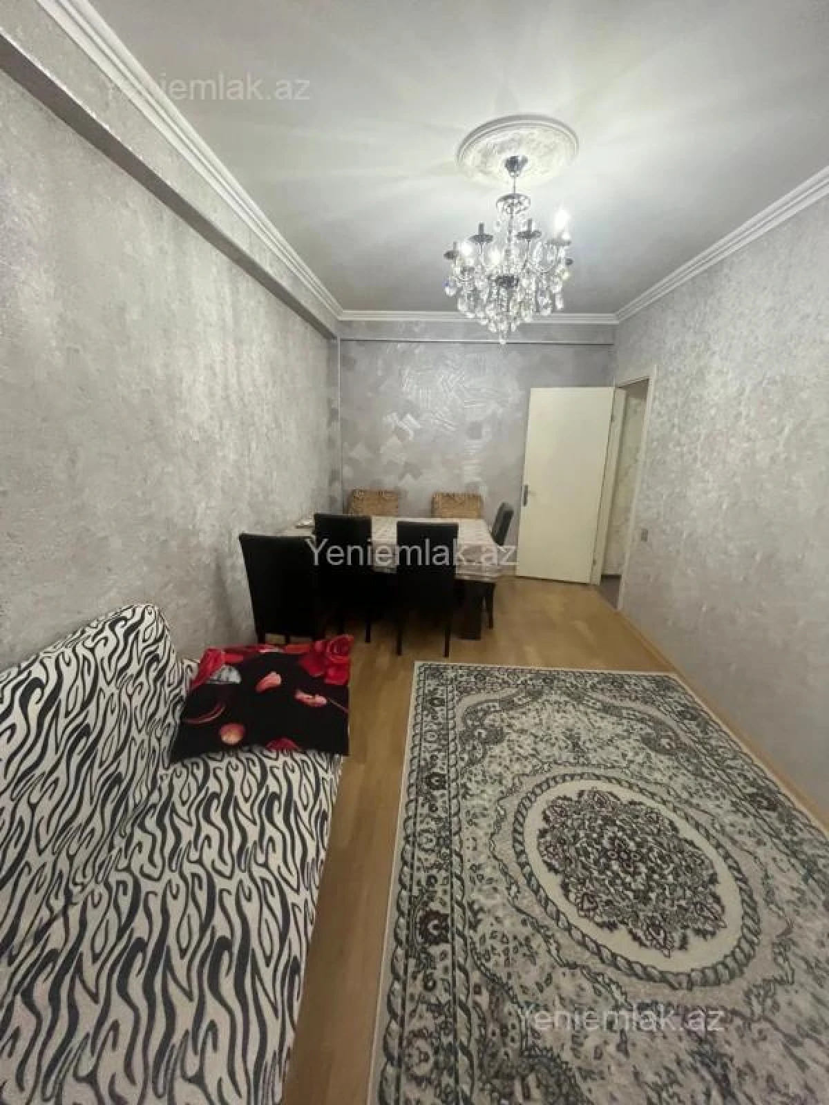 Satılır 2 otaqlı yeni tikili 70 m²