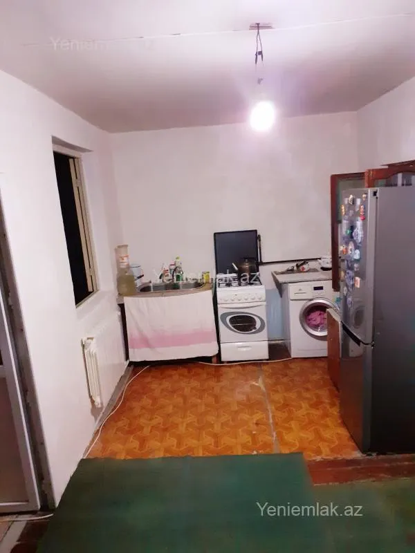 Satılır 3 otaqlı həyət evi 65 m²