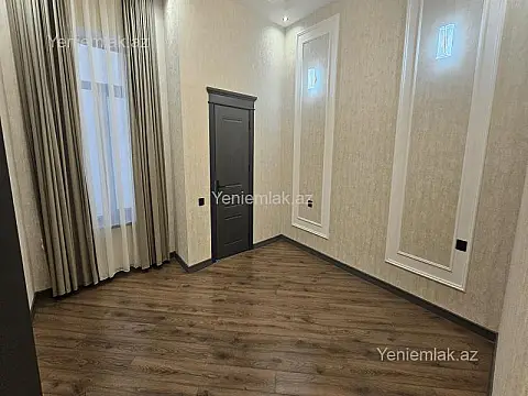 Satılır 5 otaqlı həyət evi 180 m²