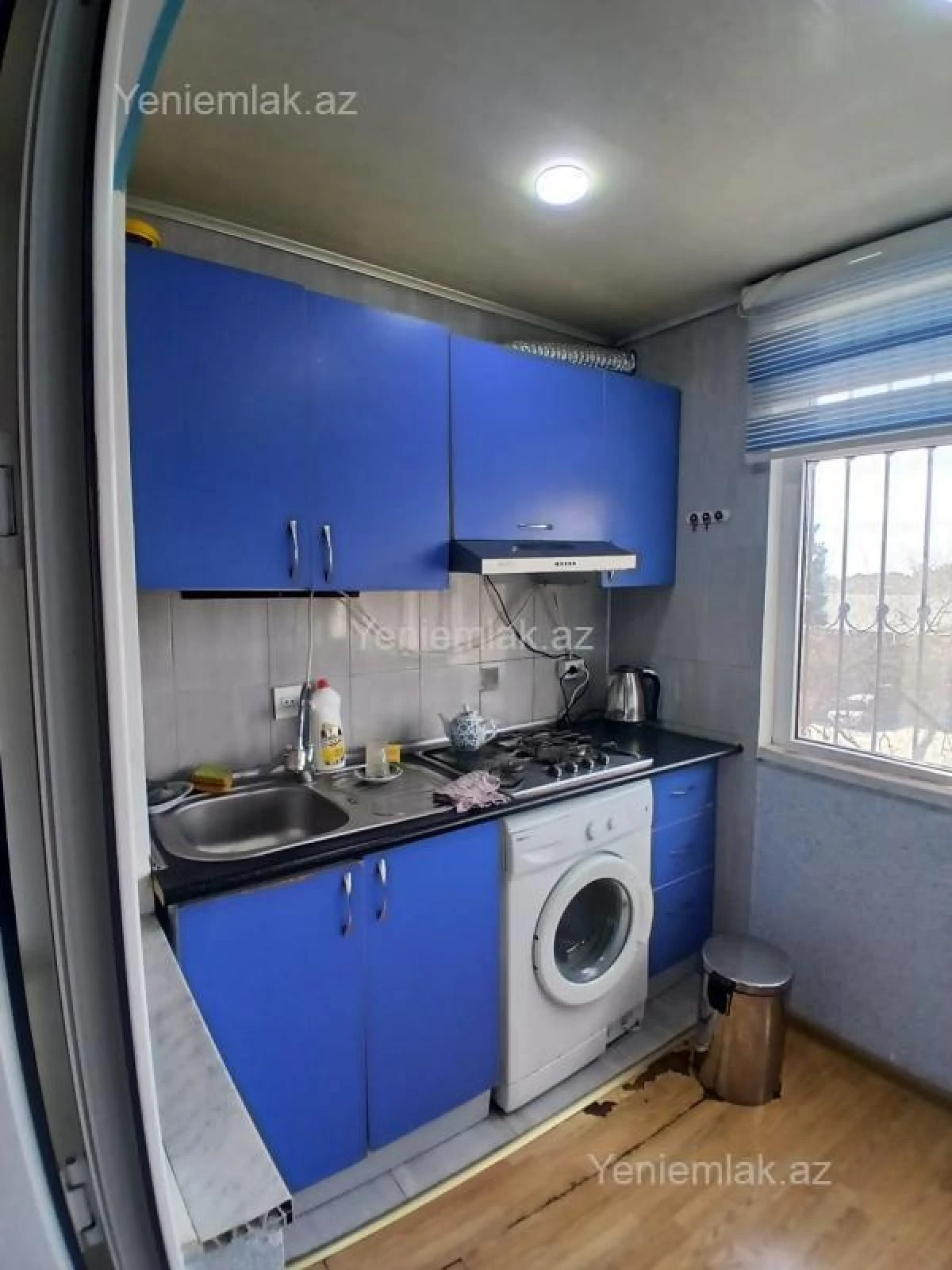 Satılır 3 otaqlı köhnə tikili 55 m²