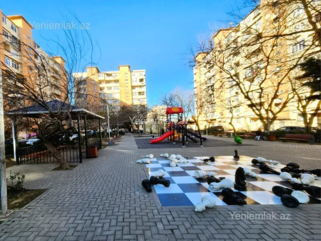 Satılır 1 otaqlı köhnə tikili 40 m²