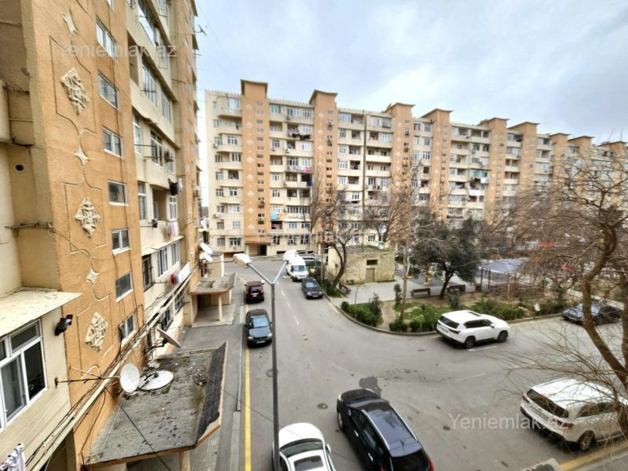 Satılır 1 otaqlı köhnə tikili 40 m²