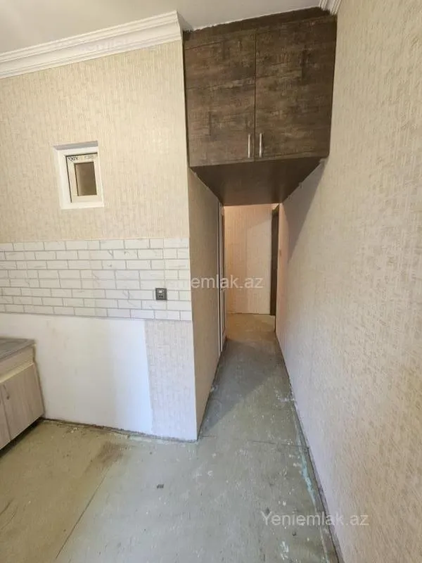Satılır 1 otaqlı köhnə tikili 40 m²