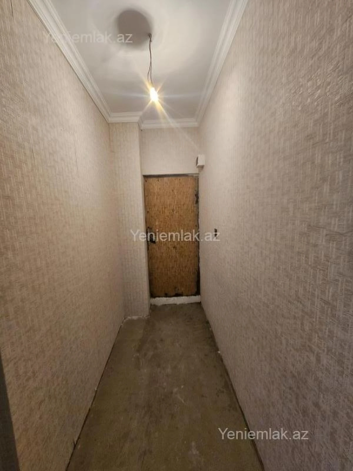 Satılır 1 otaqlı köhnə tikili 40 m²