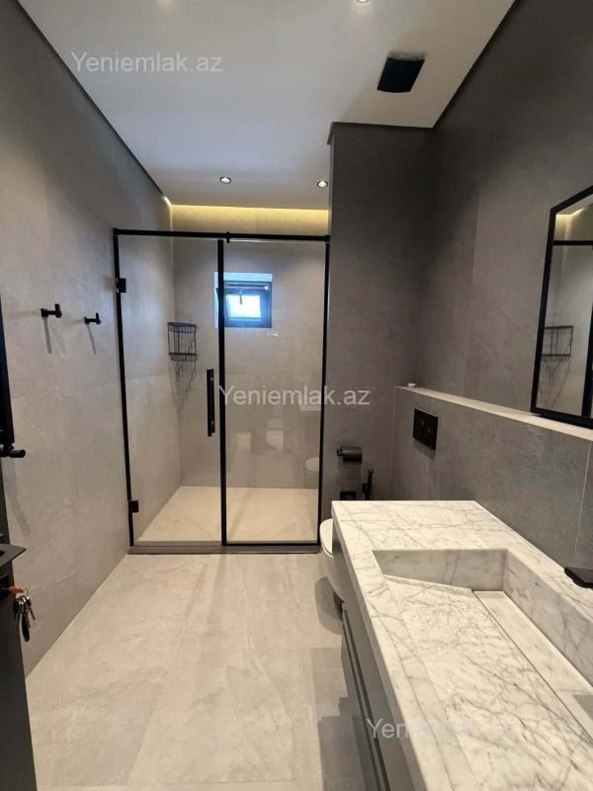 Satılır 4 otaqlı həyət evi 260 m²