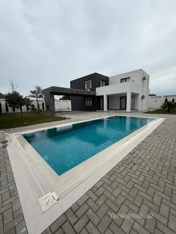 Satılır 4 otaqlı həyət evi 260 m²