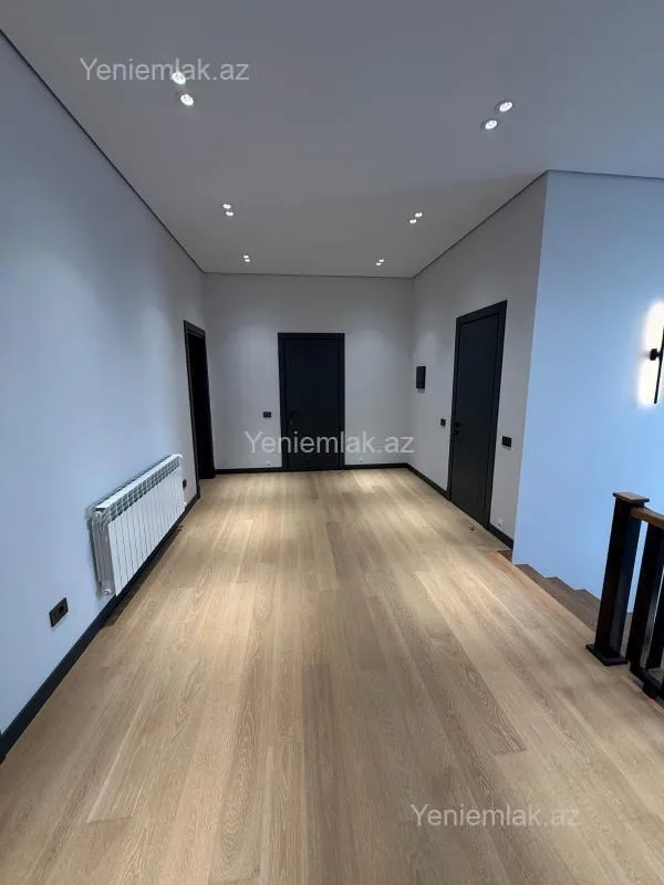 Satılır 4 otaqlı həyət evi 260 m²