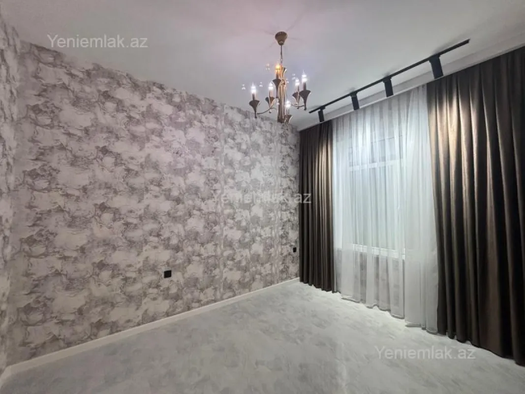 Satılır 4 otaqlı həyət evi 130 m²