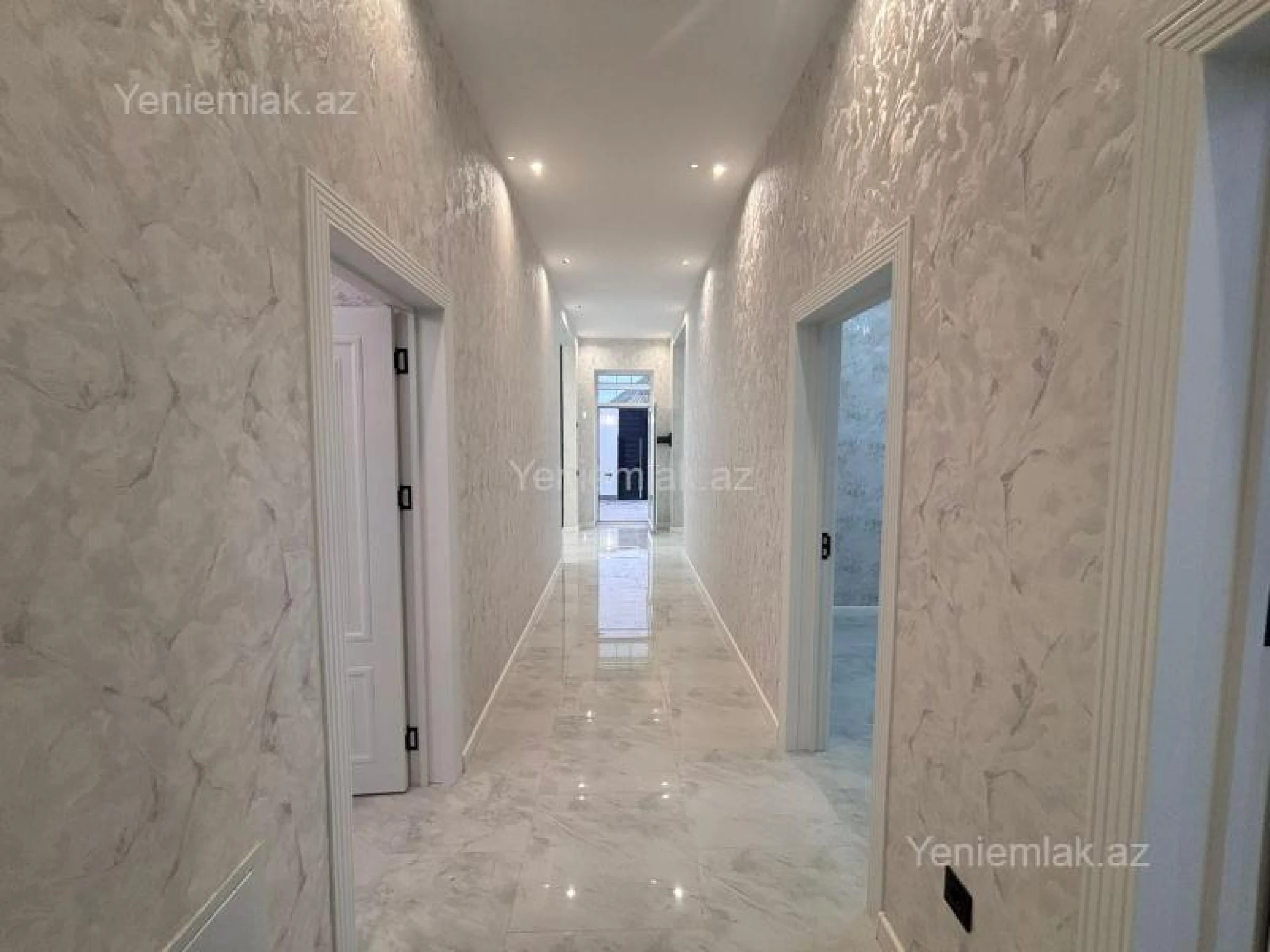 Satılır 4 otaqlı həyət evi 130 m²