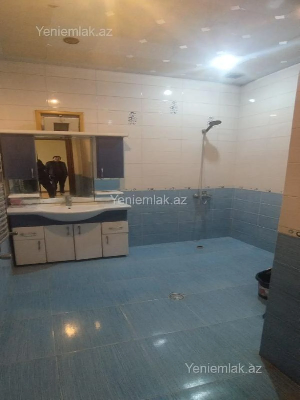 Satılır 5 otaqlı həyət evi 220 m²