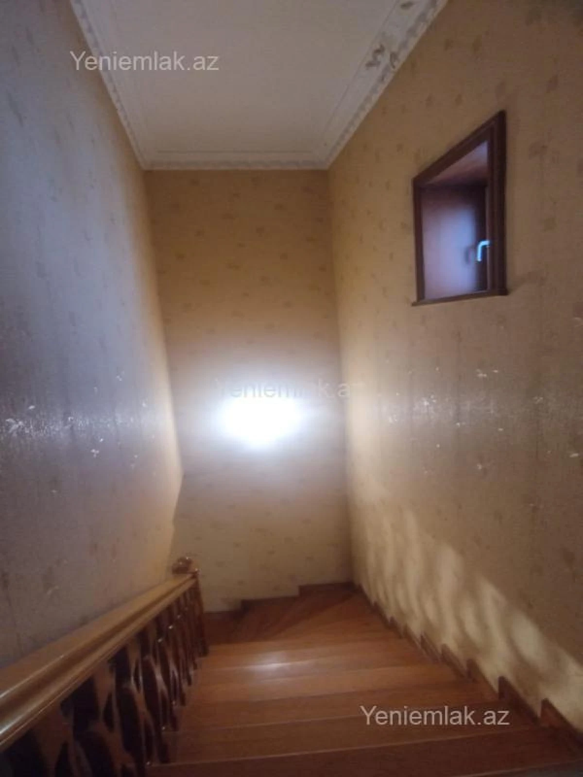 Satılır 5 otaqlı həyət evi 220 m²