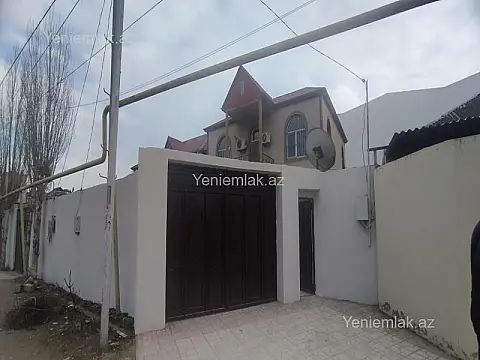 Satılır 5 otaqlı həyət evi 220 m²