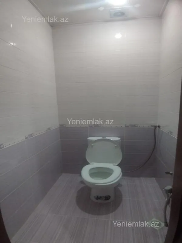 Satılır 5 otaqlı həyət evi 220 m²