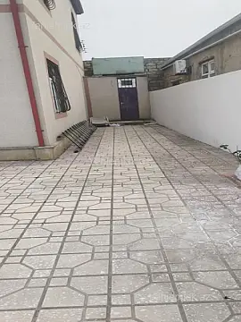 Satılır 5 otaqlı həyət evi 220 m²