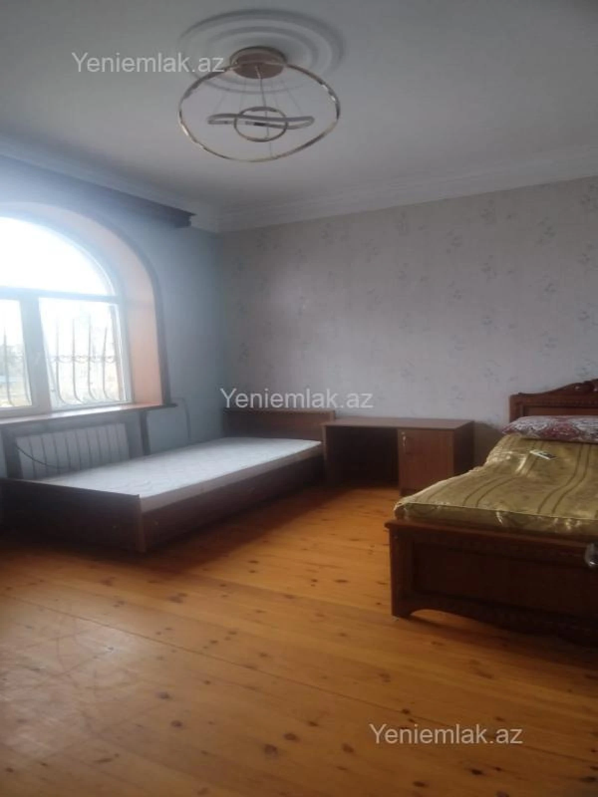 Satılır 5 otaqlı həyət evi 220 m²