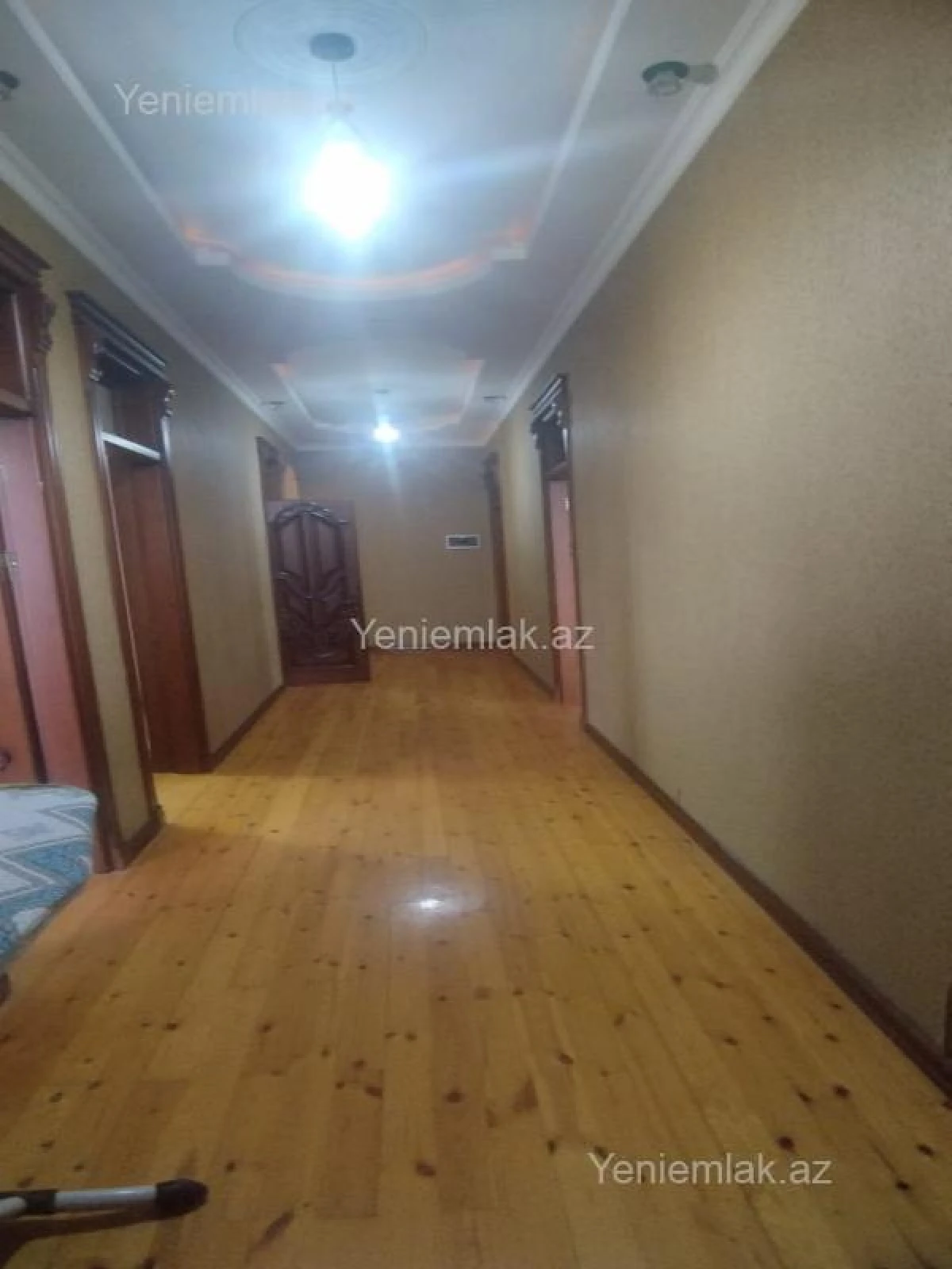 Satılır 5 otaqlı həyət evi 220 m²