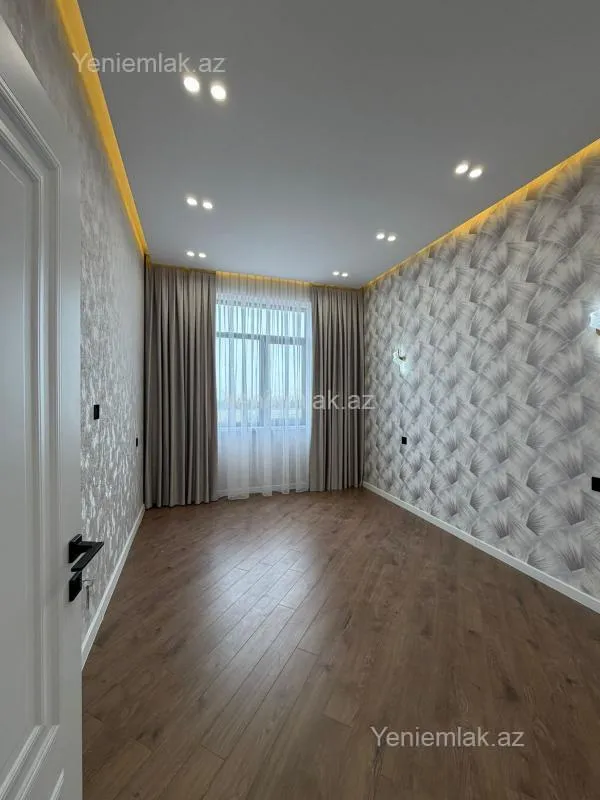 Satılır 2 otaqlı yeni tikili 60 m²