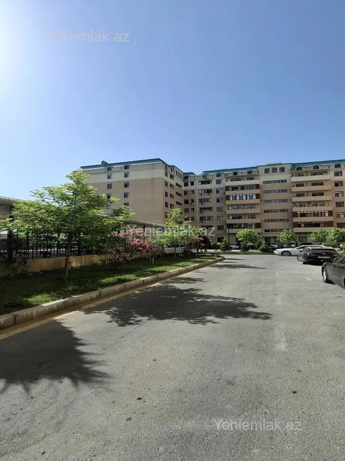 Satılır 2 otaqlı yeni tikili 60 m²