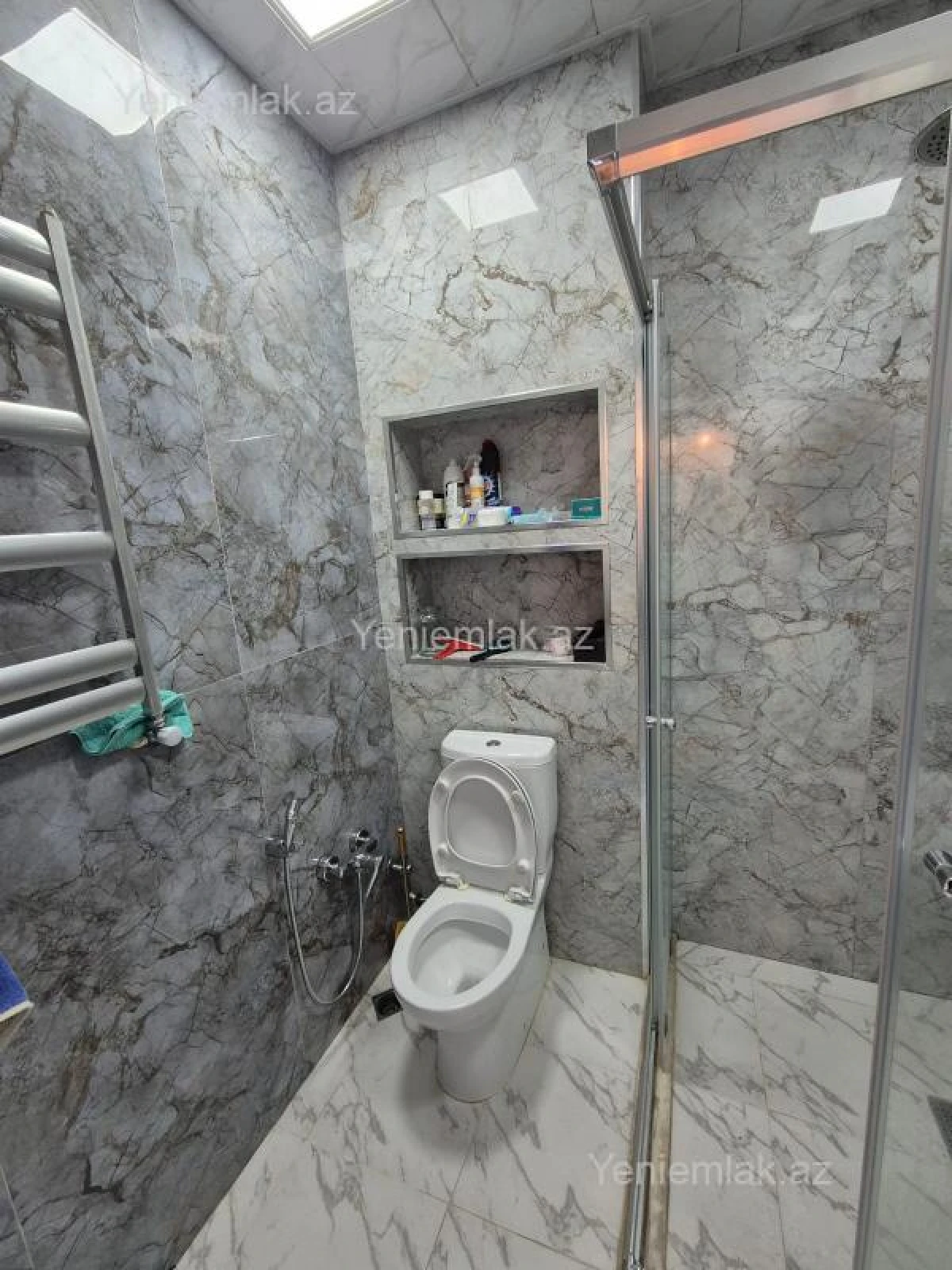 Satılır 3 otaqlı yeni tikili 90 m²