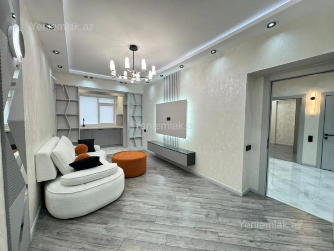 Satılır 3 otaqlı yeni tikili 80 m²