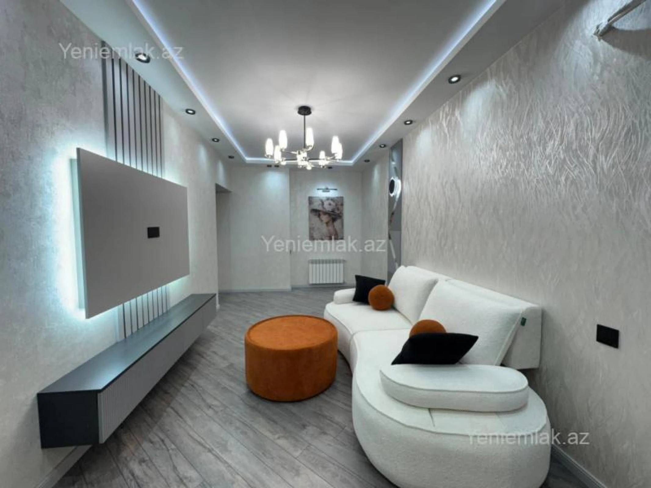 Satılır 3 otaqlı yeni tikili 80 m²