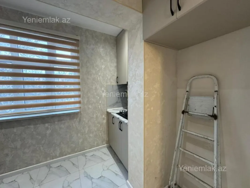 Satılır 2 otaqlı köhnə tikili 45 m²