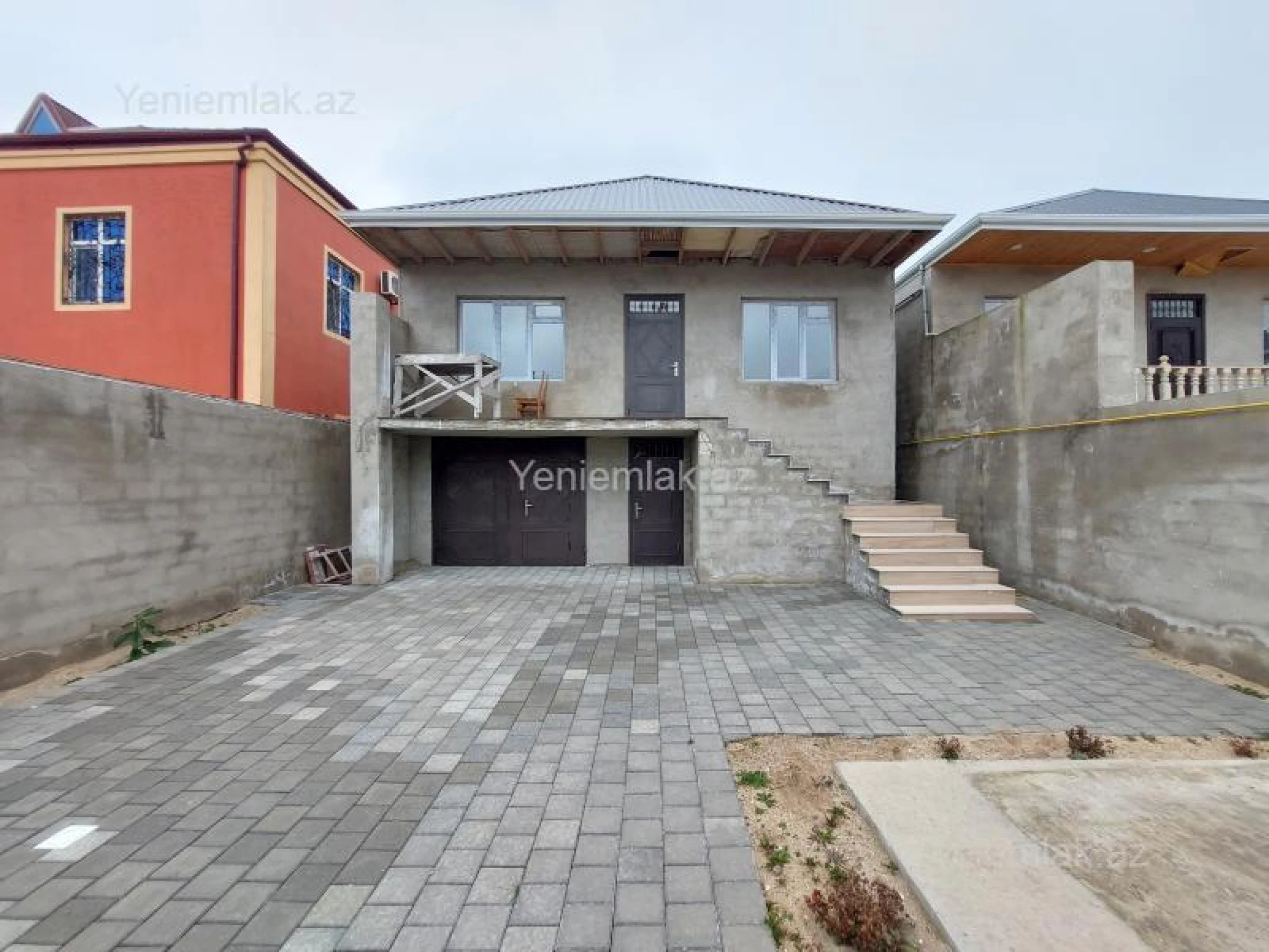 Satılır 4 otaqlı həyət evi 157 m²