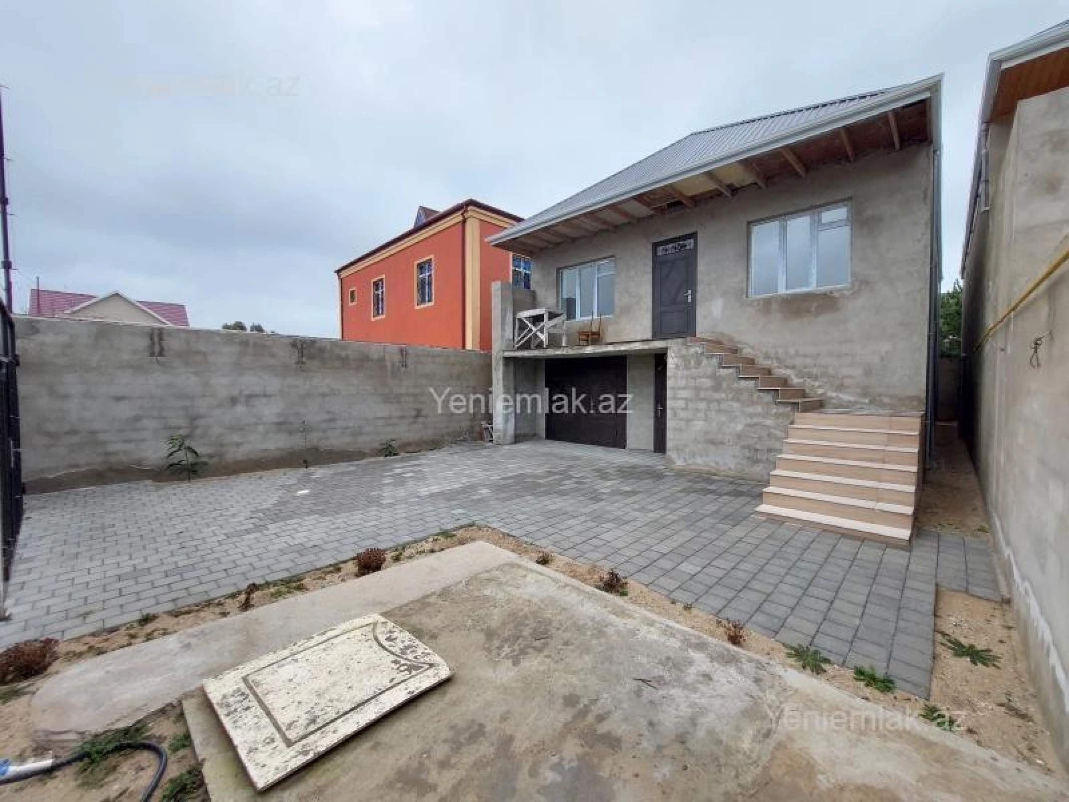 Satılır 4 otaqlı həyət evi 157 m²