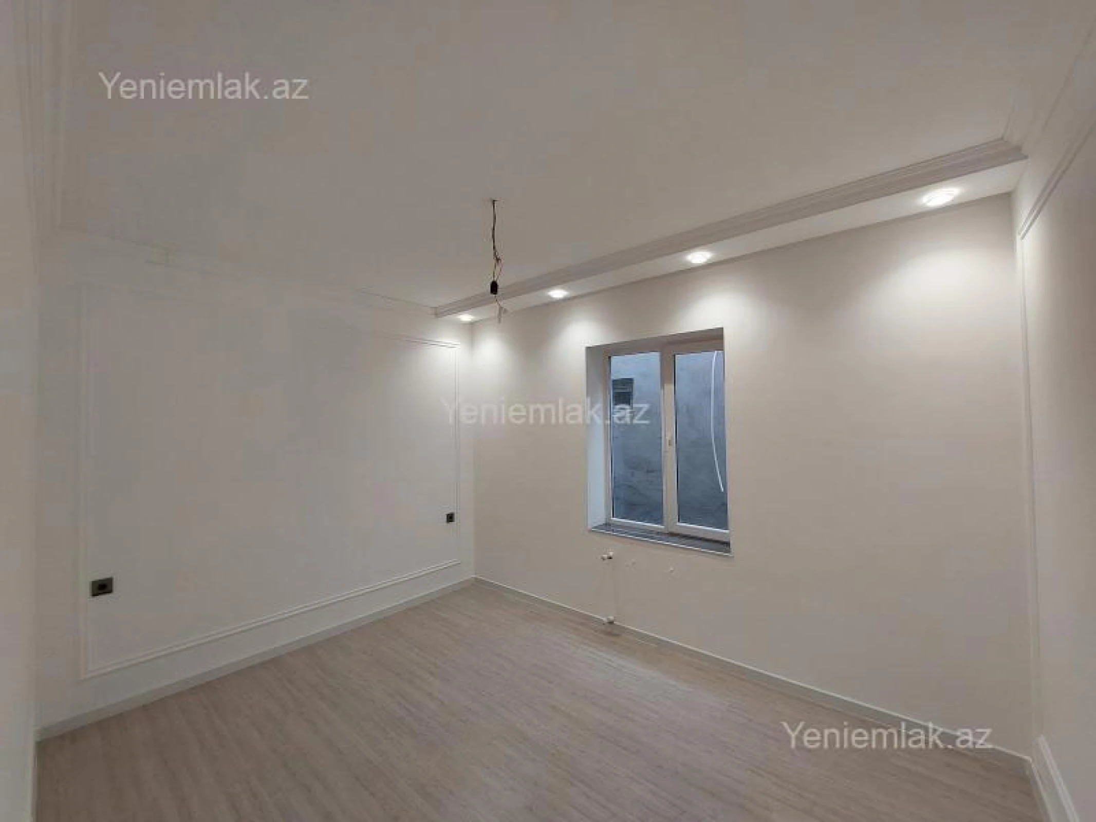 Satılır 4 otaqlı həyət evi 157 m²