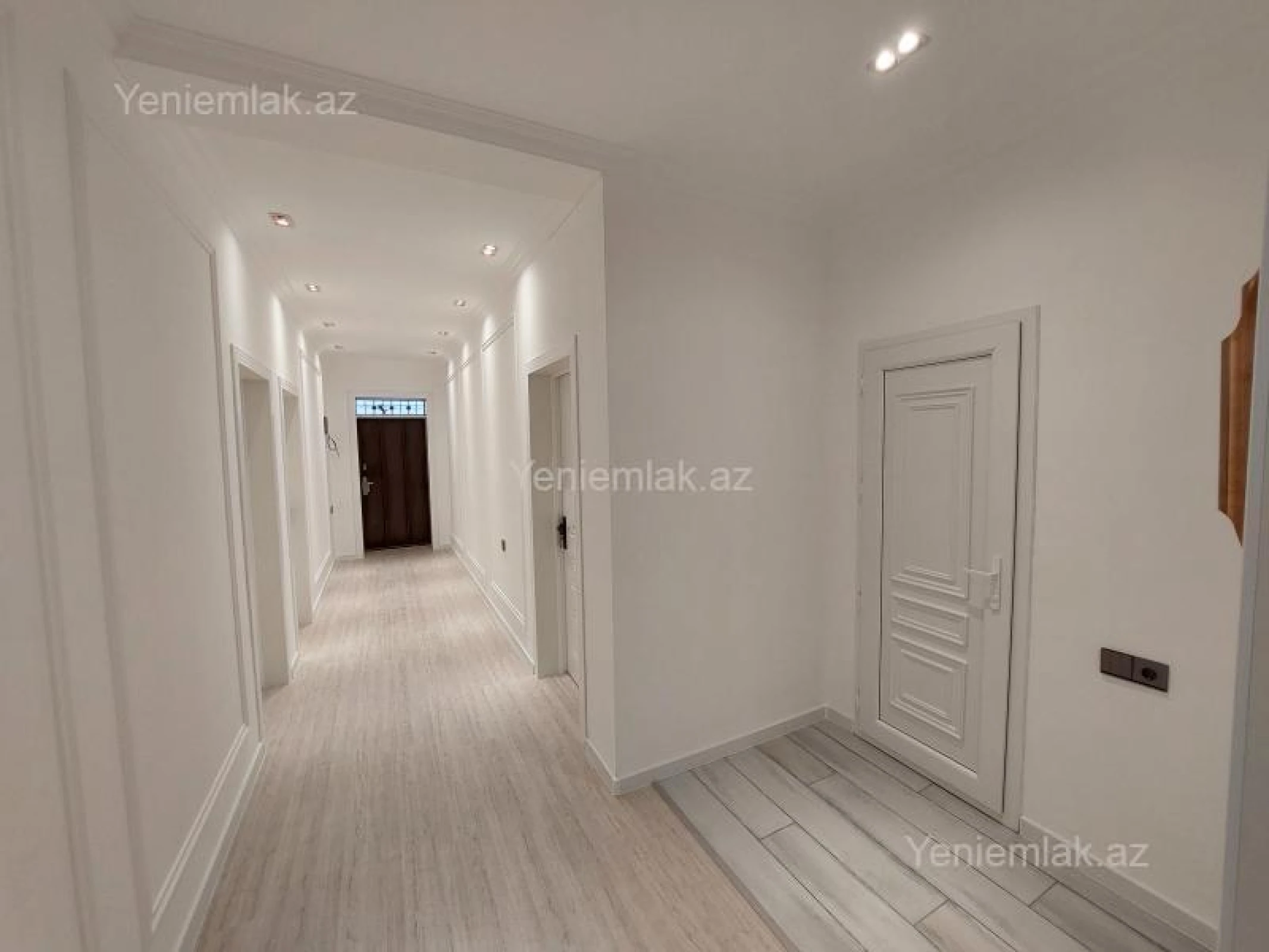 Satılır 4 otaqlı həyət evi 157 m²