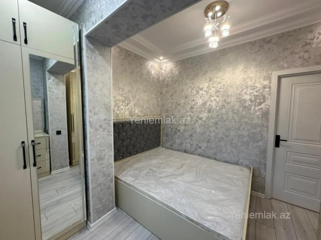 Satılır 2 otaqlı köhnə tikili 45 m²