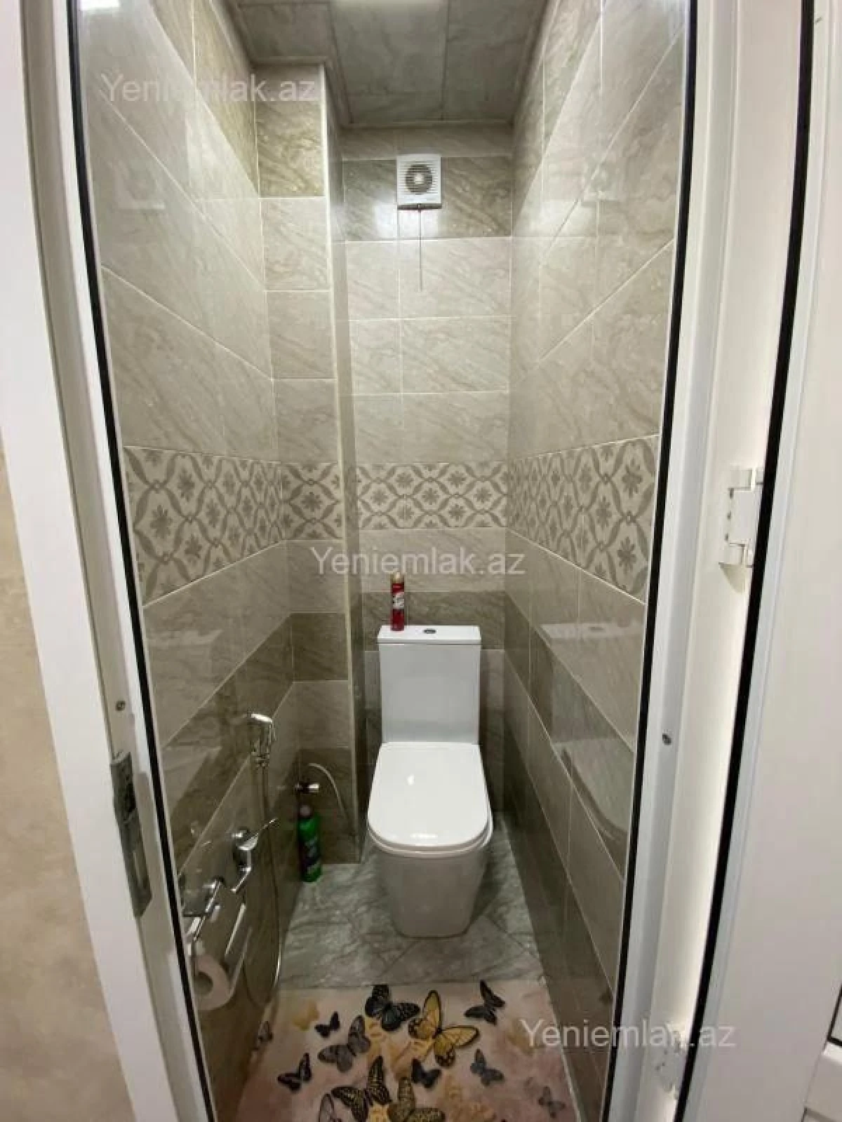 Satılır 4 otaqlı köhnə tikili 95 m²