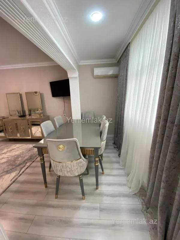 Satılır 4 otaqlı köhnə tikili 95 m²
